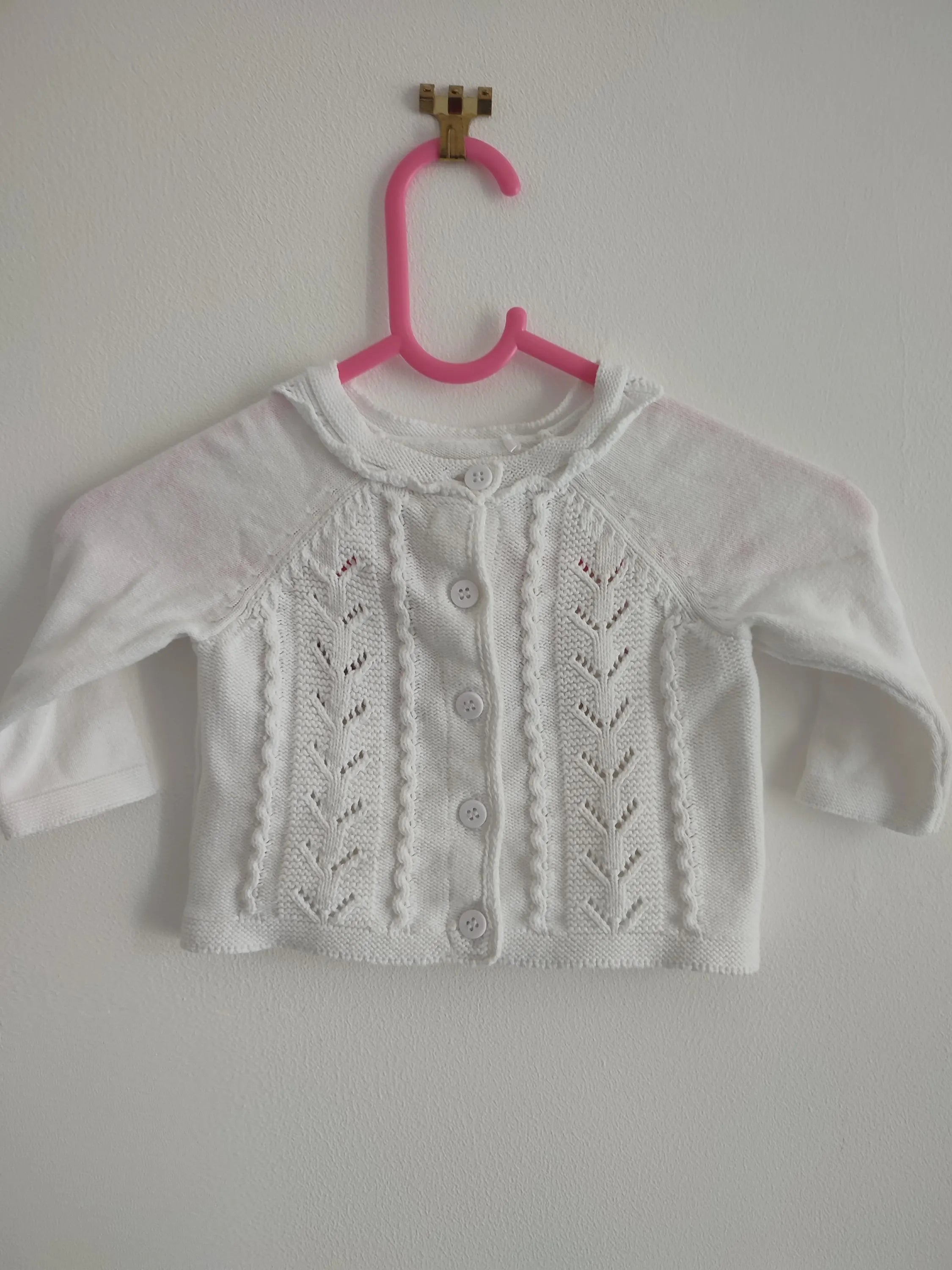 Hand Embroidered Welsh Cariad Cardigan, Newborn Baby Gift (0-3 Months)