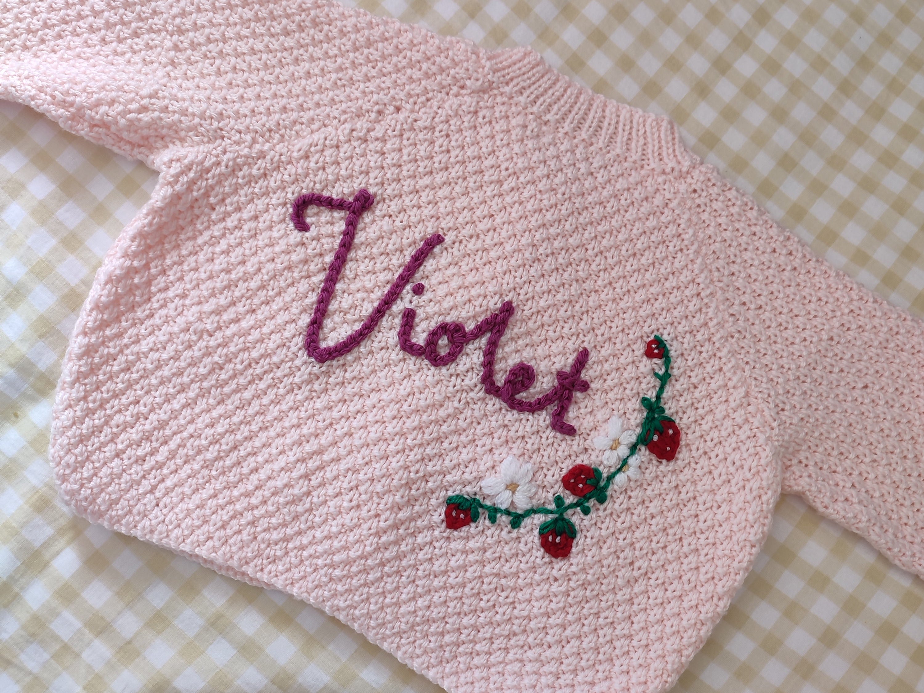 Mystery knit- name + small design